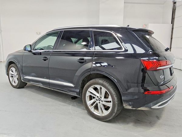 2021 AUDI Q7 quattro Premium Plus