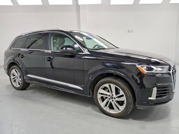 2021 AUDI Q7 quattro Premium Plus