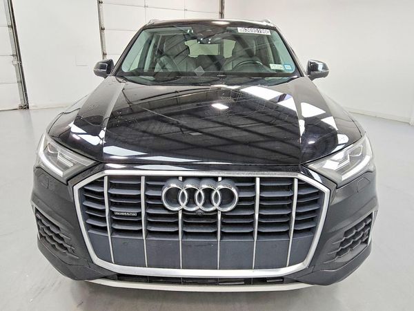 2021 AUDI Q7 quattro Premium Plus