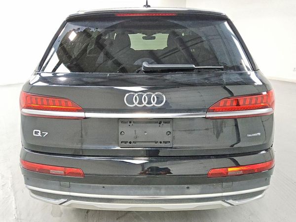 2021 AUDI Q7 quattro Premium Plus