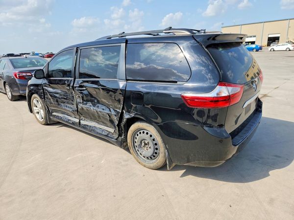 2015 TOYOTA SIENNA
