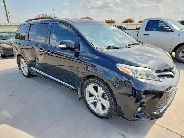 2015 TOYOTA SIENNA