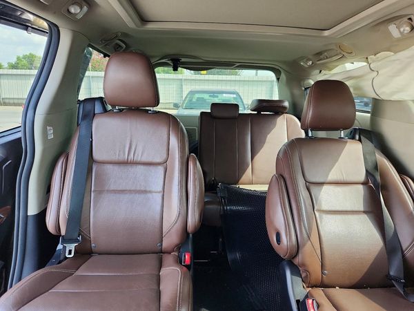 2015 TOYOTA SIENNA