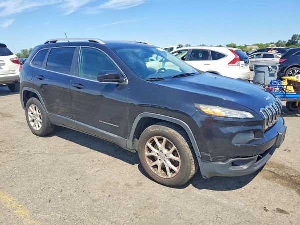 2015 JEEP CHEROKEE Latitude — Passenger 3/4