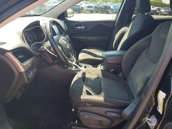 2015 JEEP CHEROKEE Latitude — DENT