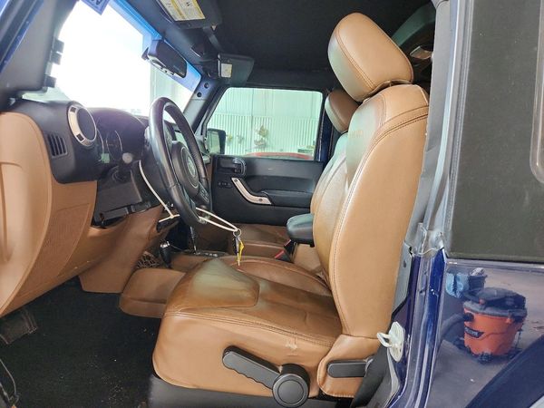 2013 JEEP WRANGLER Sahara — DENT