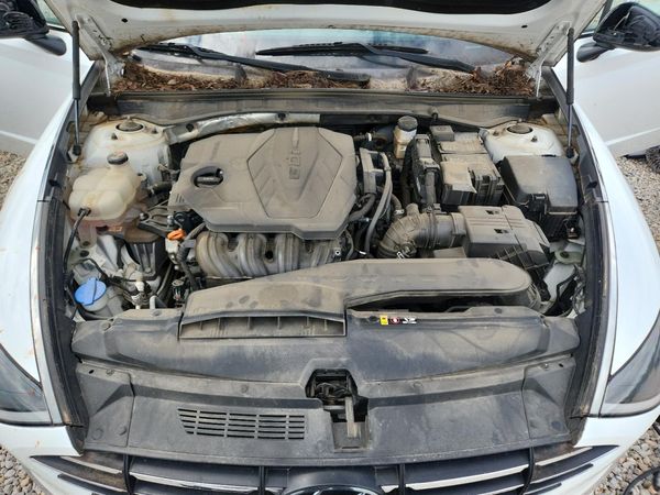 2021 HYUNDAI SONATA SE