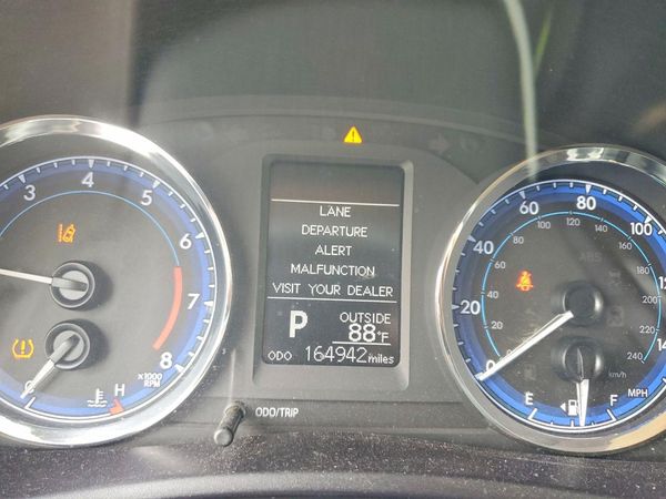 2017 TOYOTA COROLLA