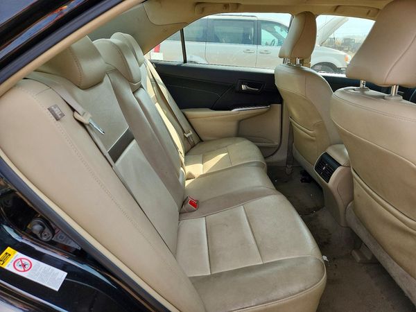 2014 TOYOTA CAMRY