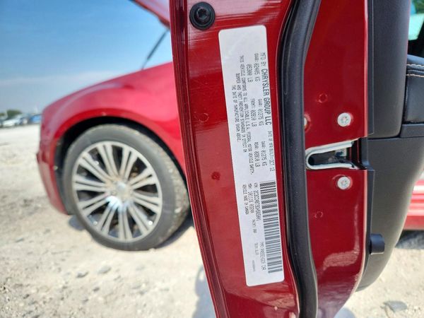 2013 CHRYSLER 300