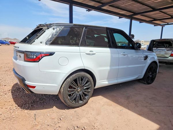 2020 LAND ROVER RANGE ROVER SPORT P525 HSE