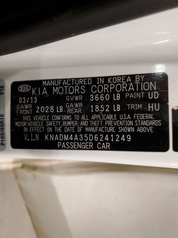 2013 KIA RIO LX