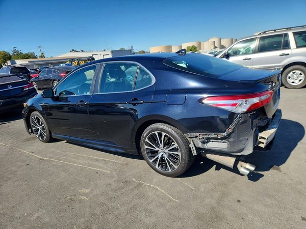 2020 TOYOTA CAMRY SE Hybrid