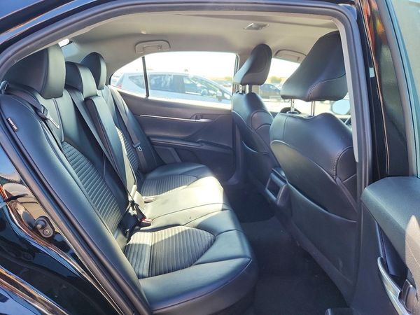 2020 TOYOTA CAMRY SE Hybrid