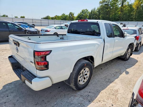 2024 NISSAN FRONTIER