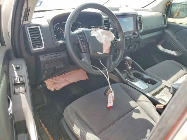 2024 NISSAN FRONTIER