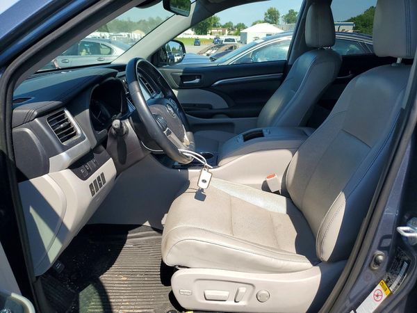 2019 TOYOTA HIGHLANDER