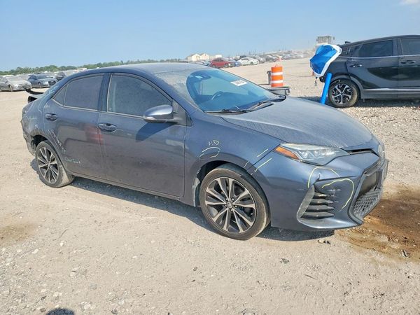 2017 TOYOTA COROLLA