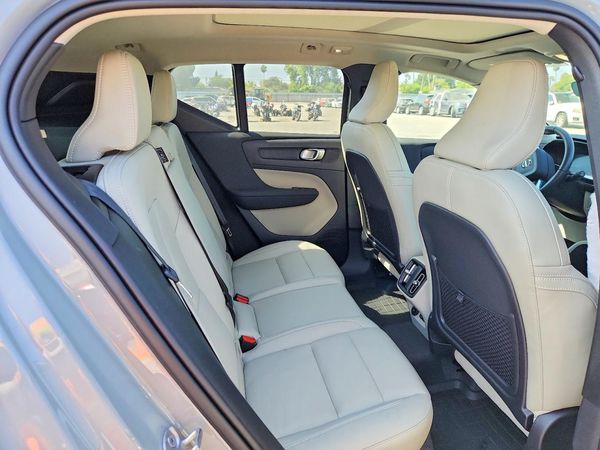 2026 VOLVO XC40 Plus Dark