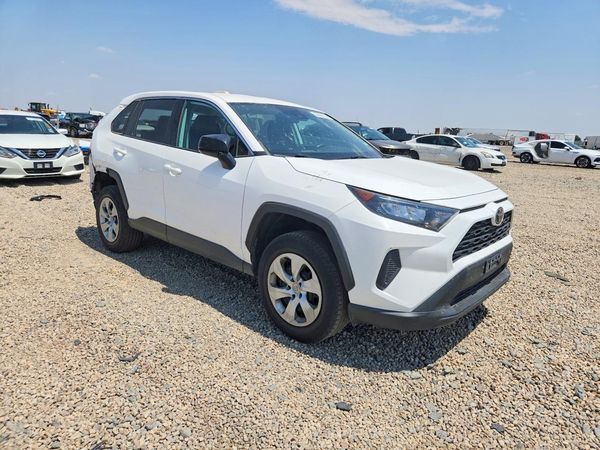 2022 TOYOTA RAV4 LE