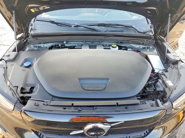 2023 VOLVO ALL OTHER Ultimate Dark — Engine bay