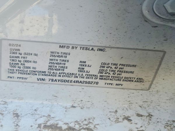 2024 TESLA MODEL Y