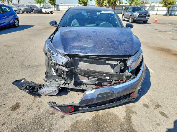 2024 KIA FORTE GT Line