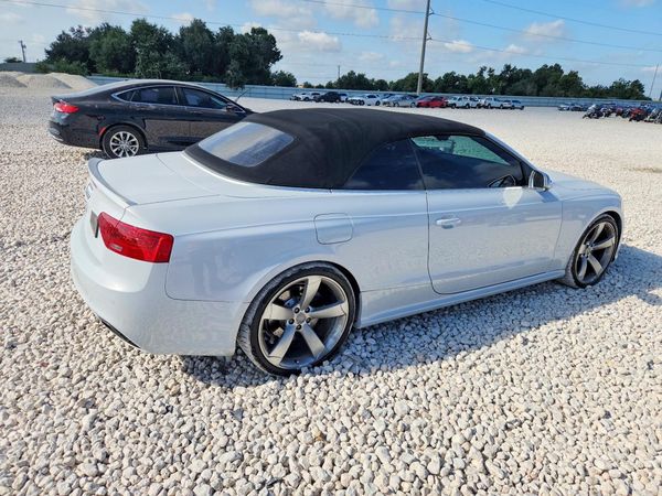 2013 AUDI RS5