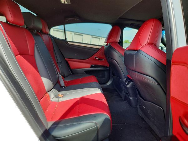 2022 LEXUS ES 350