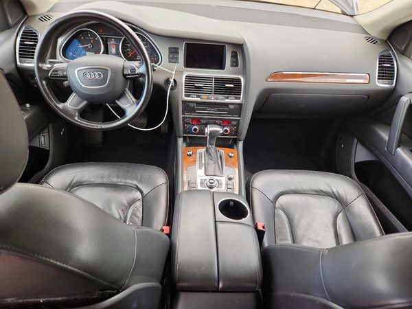 2013 AUDI Q7 Premium Plus