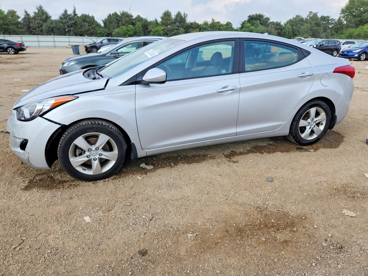 2013 HYUNDAI ELANTRA
