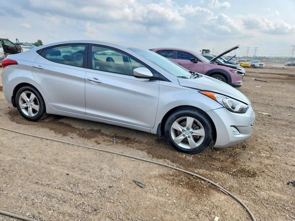 2013 HYUNDAI ELANTRA