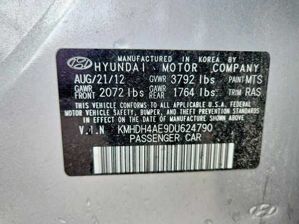 2013 HYUNDAI ELANTRA
