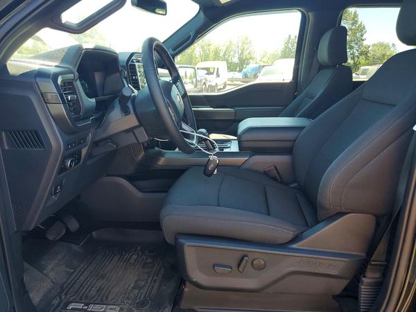 2024 FORD F150