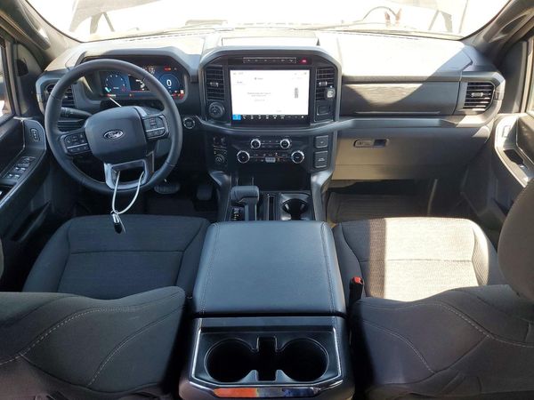 2024 FORD F150