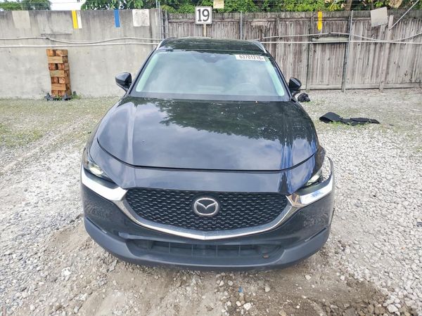 2022 MAZDA CX-30 Premium Package