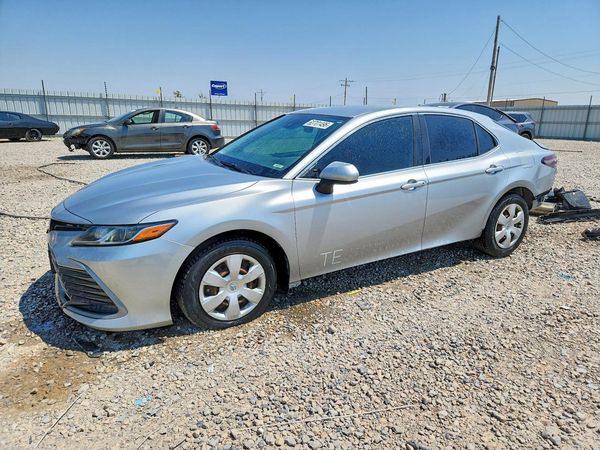 2022 TOYOTA CAMRY