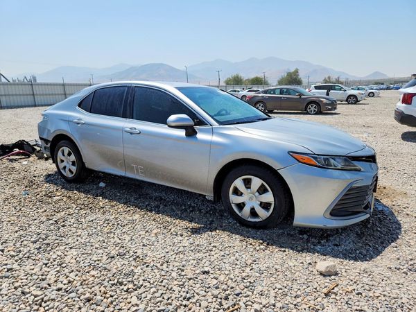 2022 TOYOTA CAMRY