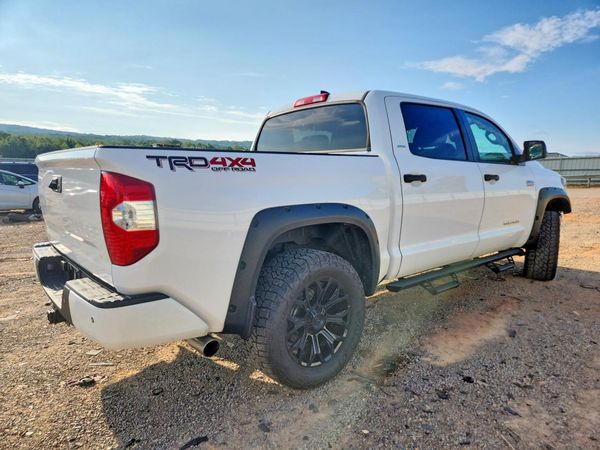 2021 TOYOTA TUNDRA SR5 grade