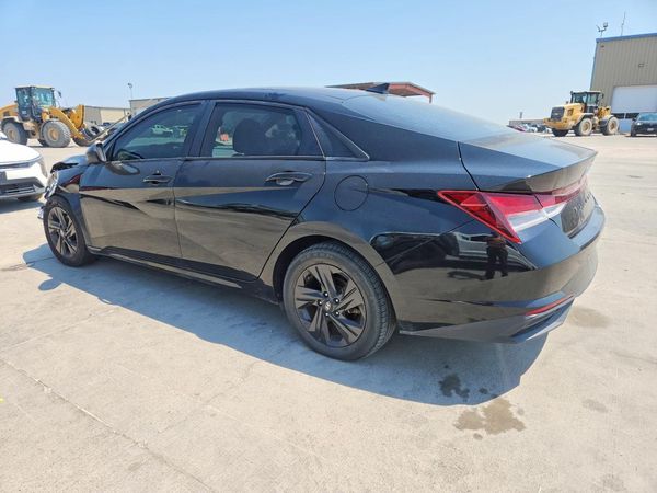 2022 HYUNDAI ELANTRA