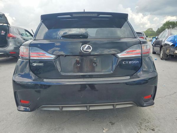 2016 LEXUS CT 200h