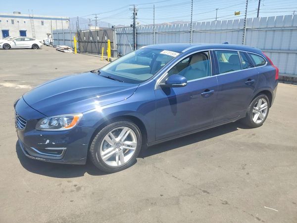 2015 VOLVO V60 Platinum (non R design)