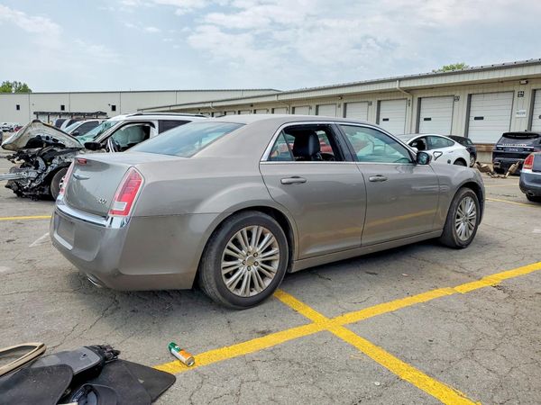 2014 CHRYSLER 300 — PSRA