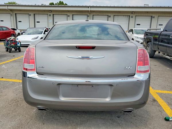 2014 CHRYSLER 300 — DIRR
