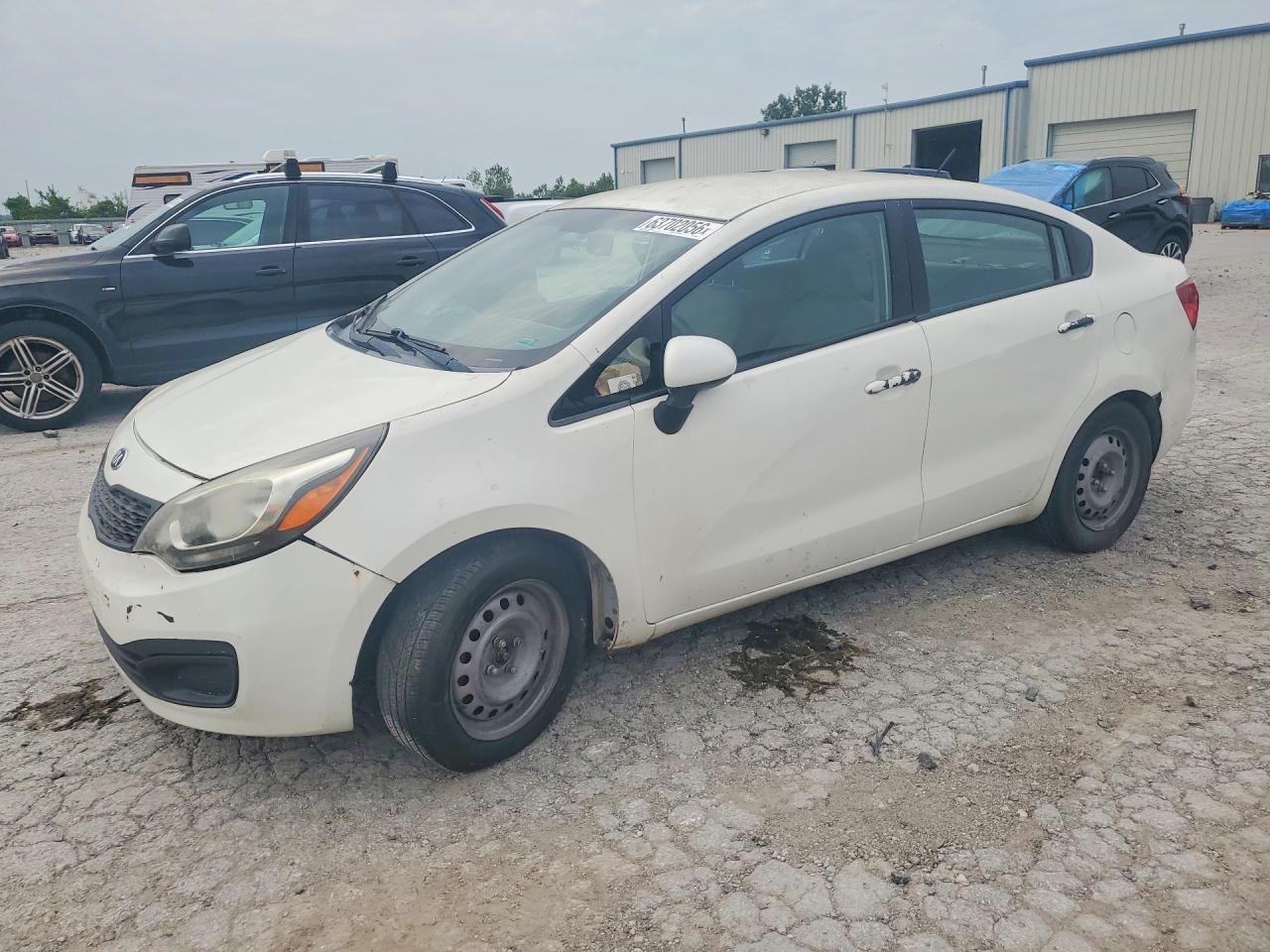 2015 KIA RIO GL - Middle-low
