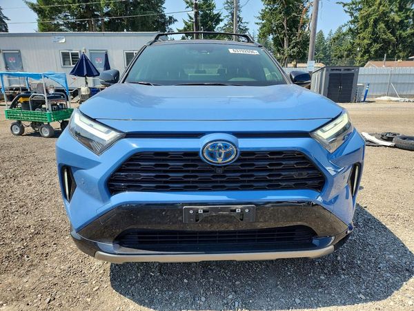 2024 TOYOTA RAV4 XSE