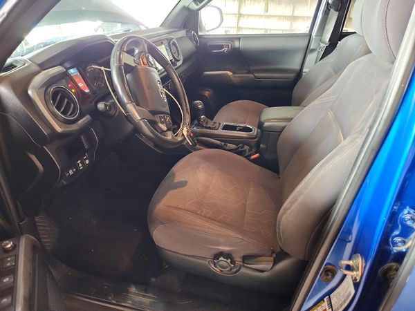 2017 TOYOTA TACOMA