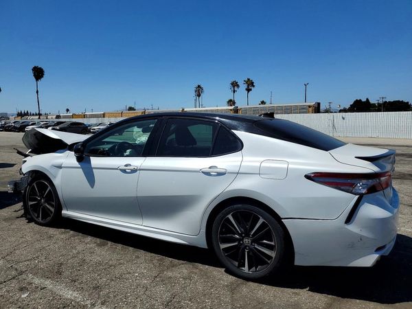 2019 TOYOTA CAMRY XSE
