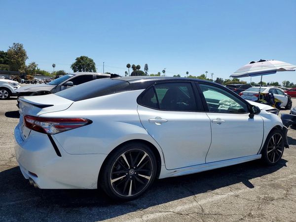 2019 TOYOTA CAMRY XSE