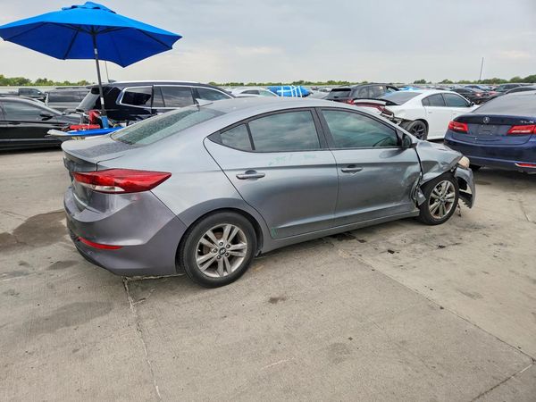 2017 HYUNDAI ELANTRA
